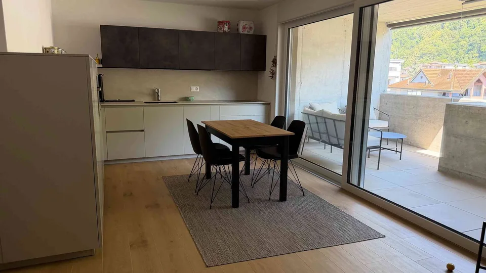 Moderno 2.5 locali/attico a Bellinzona - Residenza Sila 9