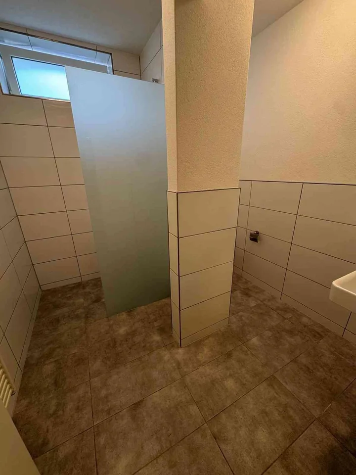 MEHRFAMILIENHAUS MIT STABILER RENDITE & ENTWICKLUNGSPOTENZIAL