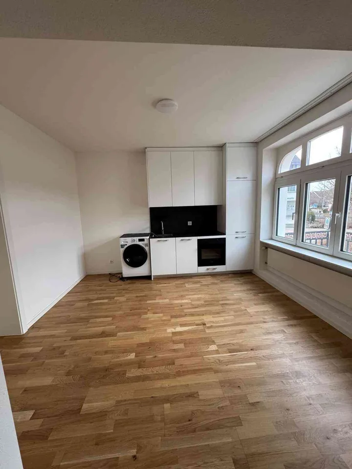 MEHRFAMILIENHAUS MIT STABILER RENDITE & ENTWICKLUNGSPOTENZIAL