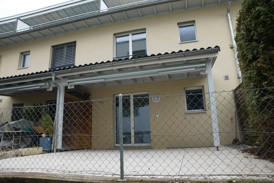 5 1/2 (6 1/2 Zimmer) Reihenhaus an sehr ruhiger Lage in 6340 Baar