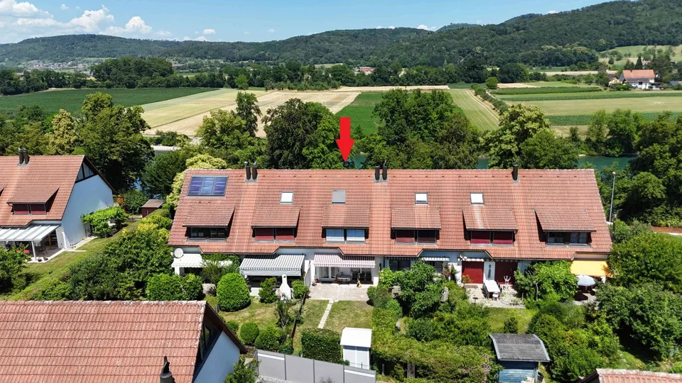 Rheien-Einfamilienhaus direkt am Rhein