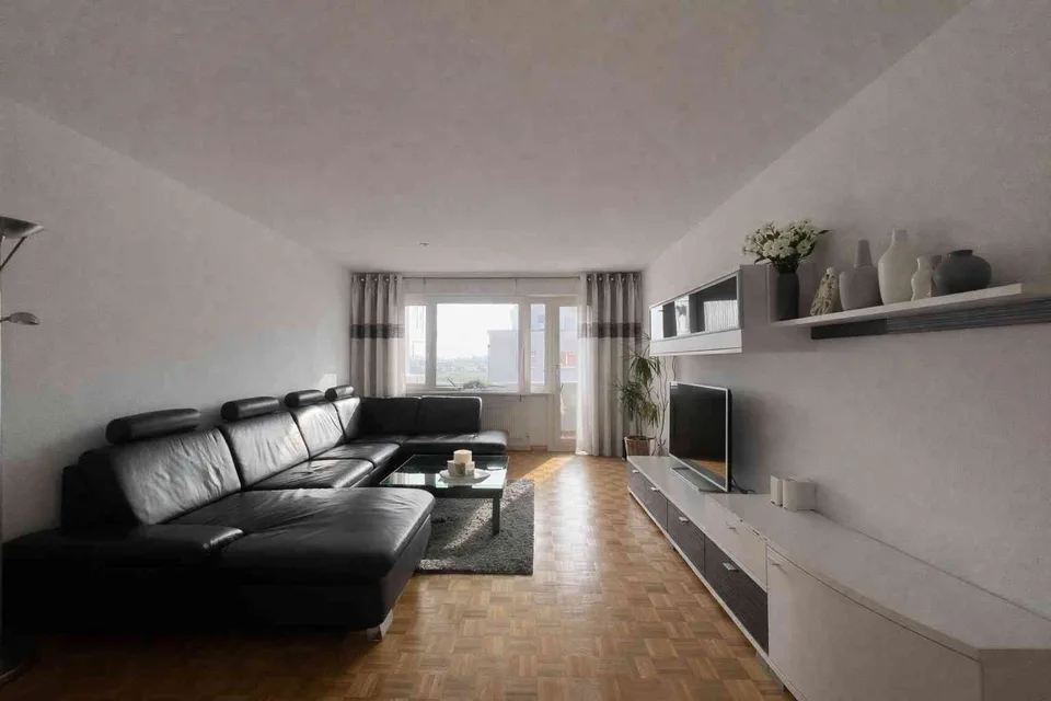 Grosszügige 5 ½ Zi-Wohnung 3. OG in Buchs SG
