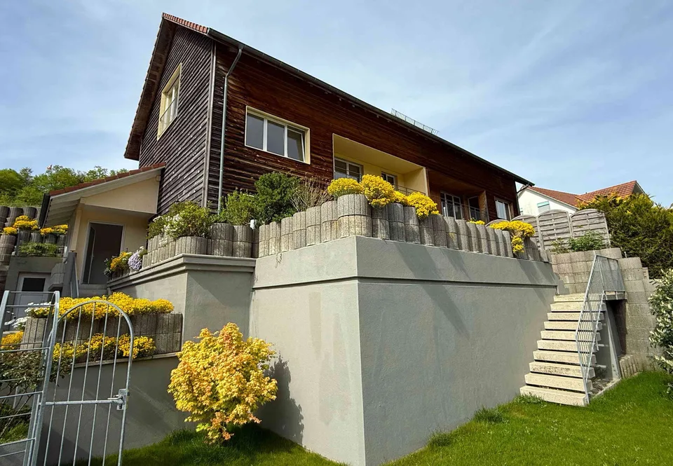 Einfamilienhaus mit Garage am Sonnenhang