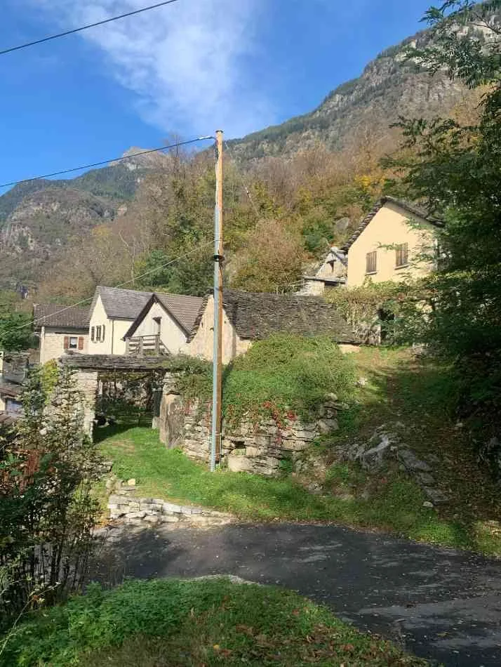 Rustico zum Renovieren in Tessin