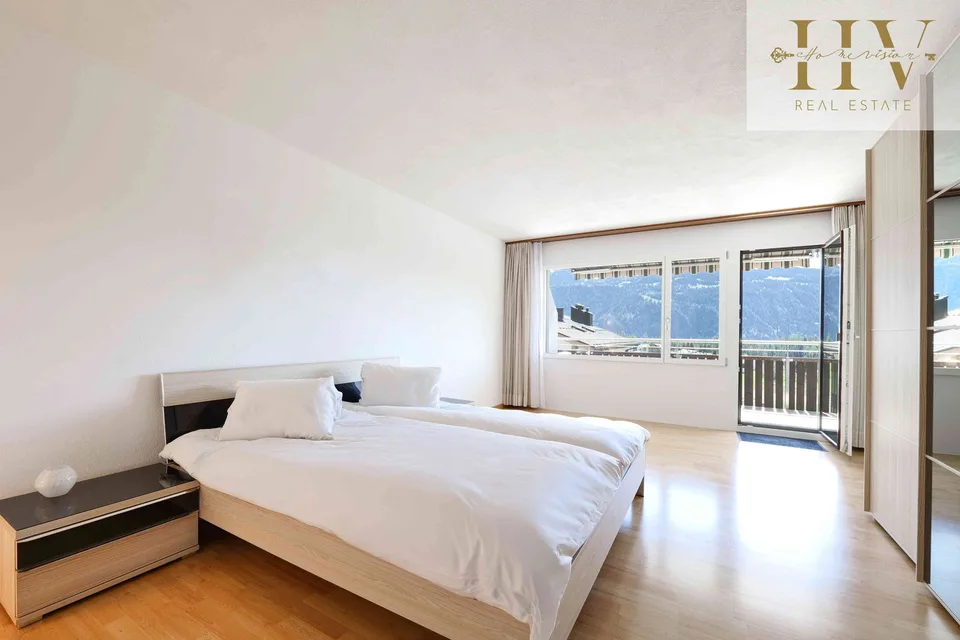 XXL-Balkon mit unverbaubarer Aussicht ins Naturschutzgebiet