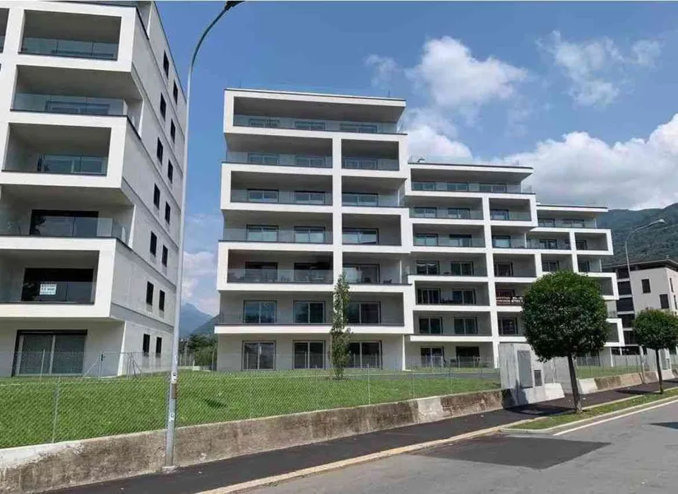 Moderno appartamento 3.5 locali a Giubiasco in posizione strategica