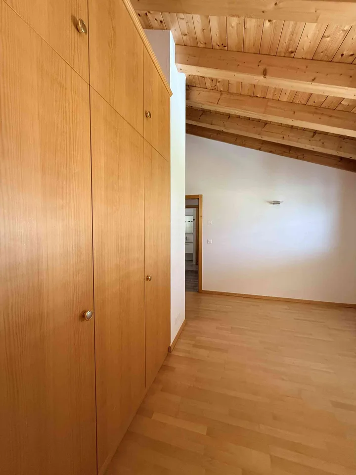 Appartement de 3.5 pièces en attique – Résidence secondaire autorisé