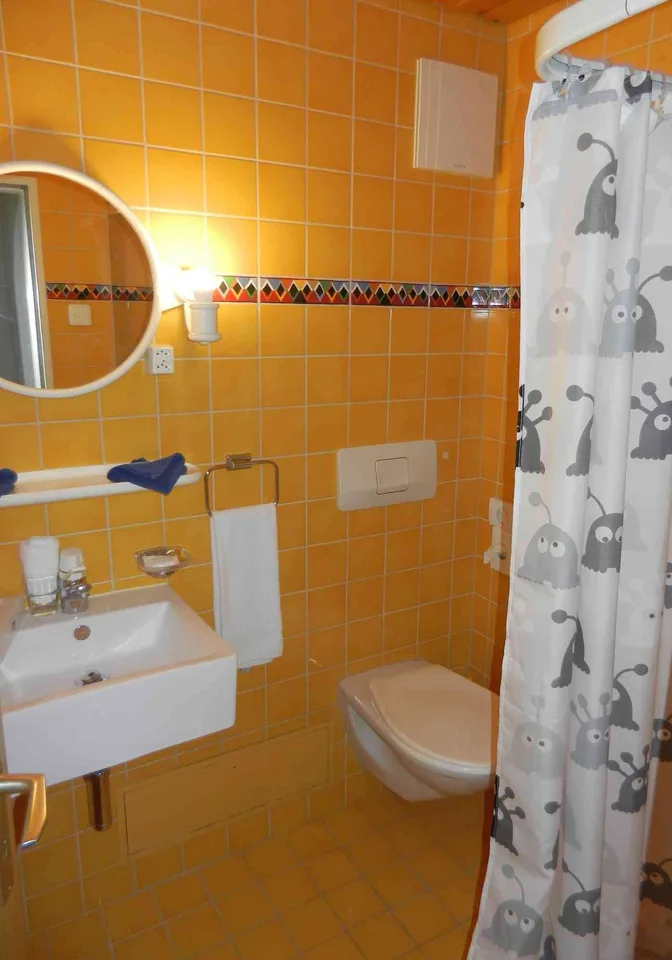 Möbliertes Studio mit Balkon und Seesicht