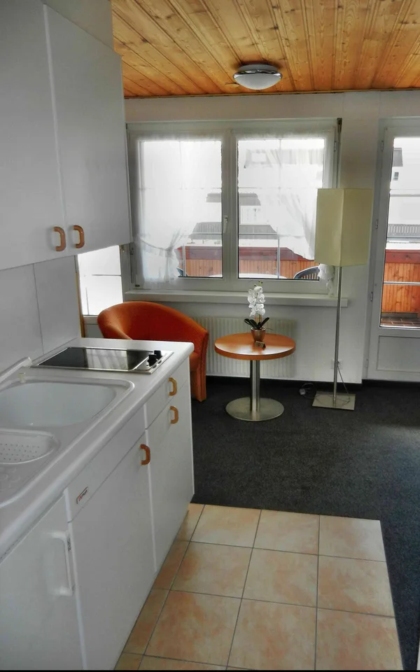 Möbliertes Studio mit Balkon und Seesicht
