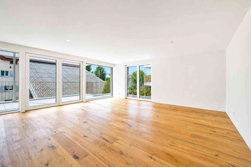 EXKLUSIVE 2.5-ZIMMER-WOHNUNG MIT GROSSER TERRASSE UND RHEINBLICK
