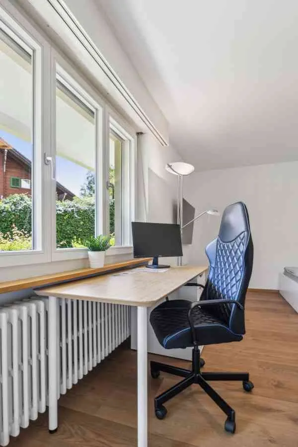 Möbliertes Studio (35 m²) mit Terrasse & Parkplatz – Schaffhausen