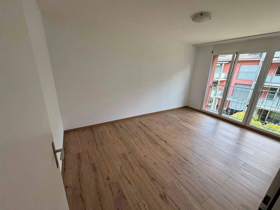 Attraktive 3,5 Zimmer Wohnung mit Sauna