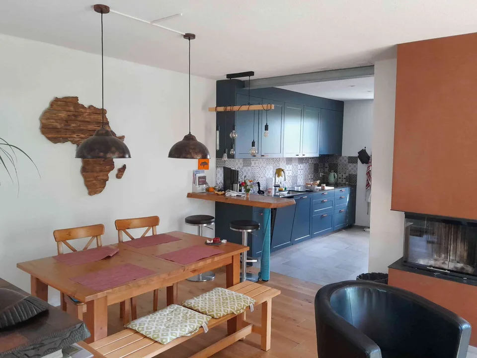 Möbliertes 4-Zimmer-Doppeleinfamilienhaus (befristet bis 28.02.27)