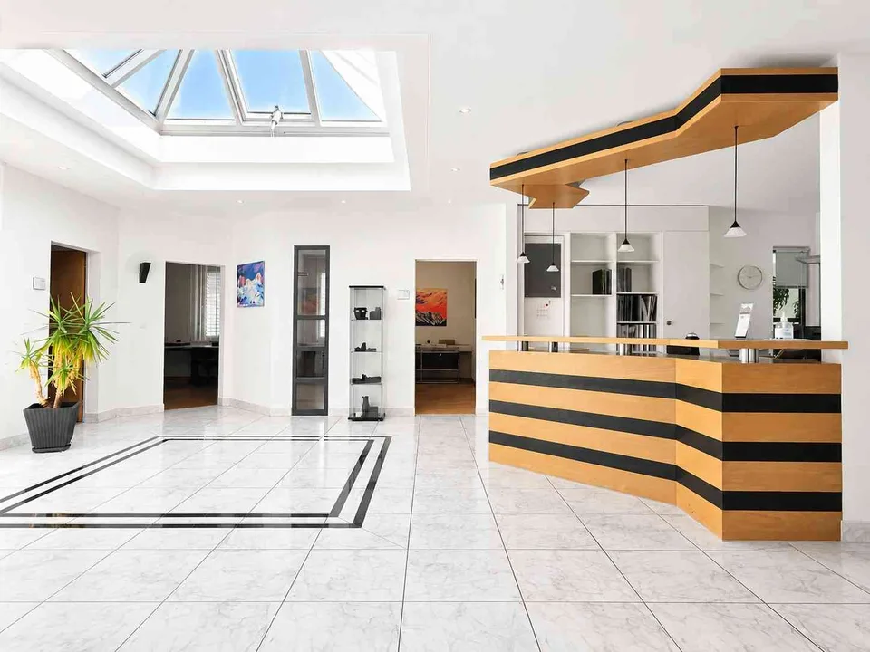 Repräsentative Büro- und Praxisfläche mit 250 m² in Landquart