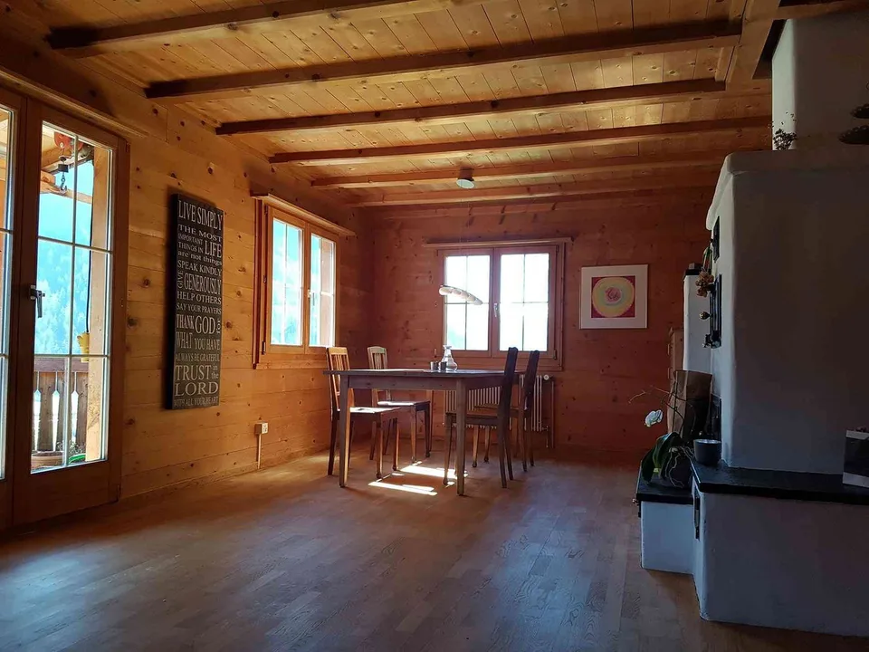 5 Zimmer Altbauwohnung