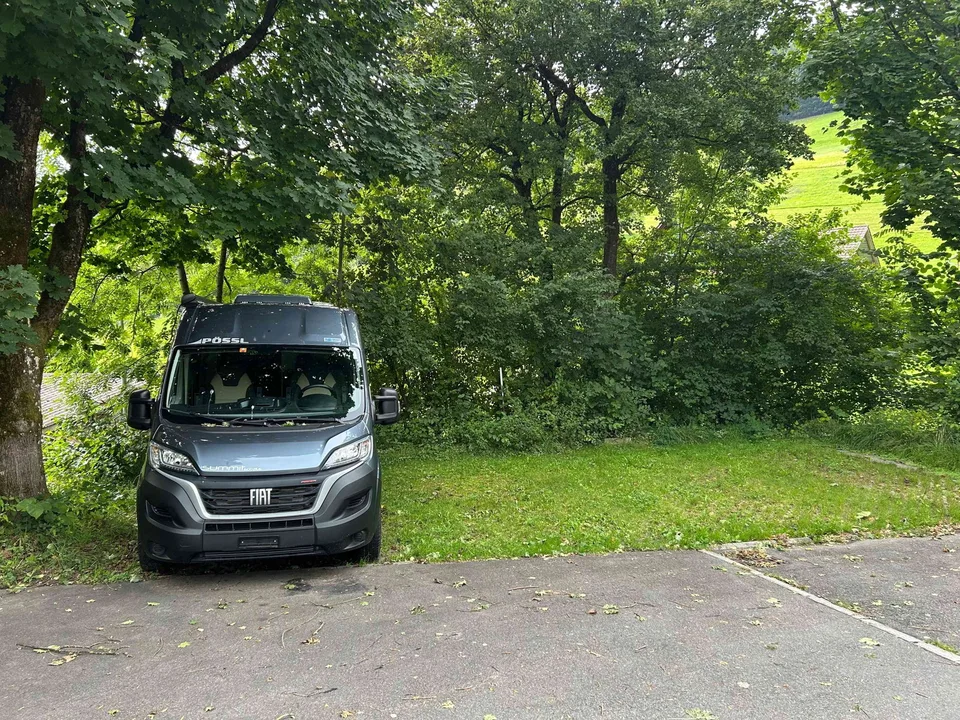 Außenparkplatz