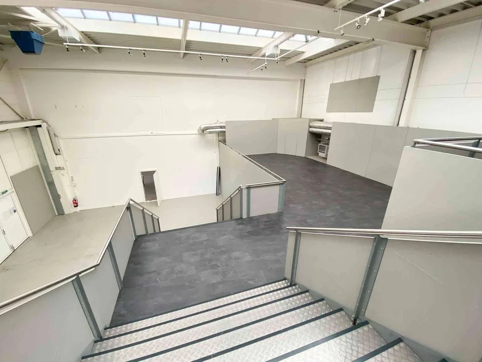 Flexible Gewerbeflächen in Altendorf SZ zu vermieten