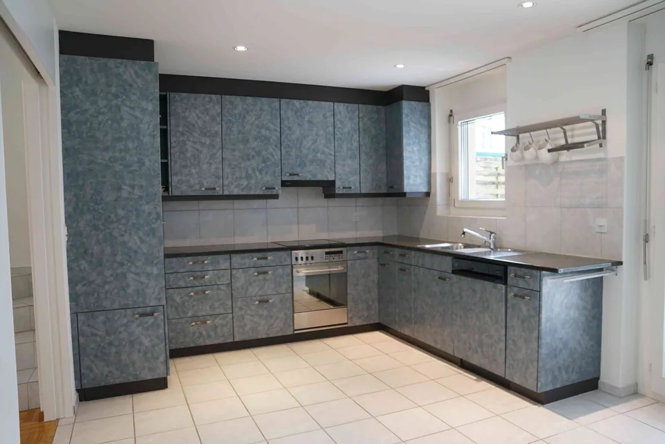 sehr grosses 5 1/2 (6 1/2 Zimmer) Reihenhaus an ruhiger Lage in Baar