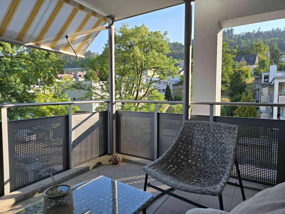 Helle 3.5 Zimmer Wohnung in Horgen zu vermieten