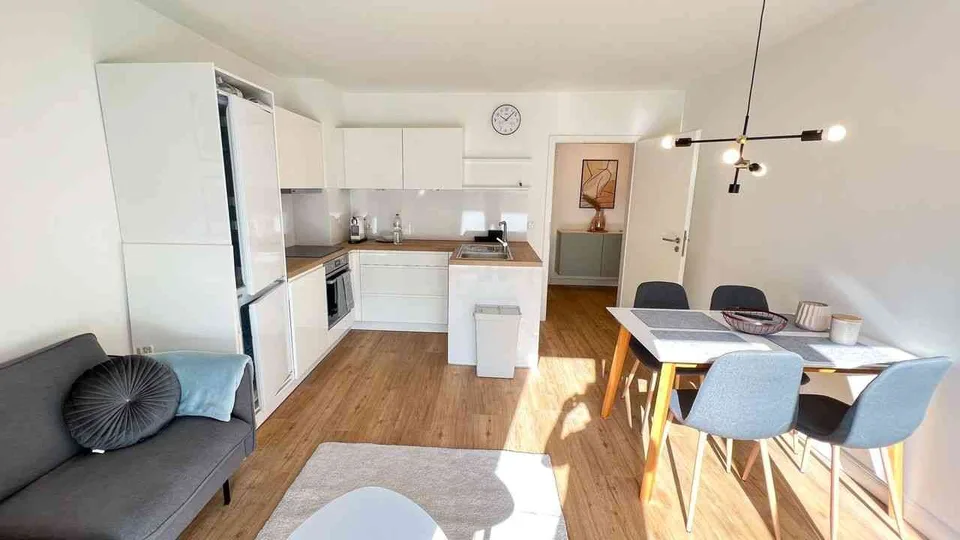 Top möblierte 2.5-Zimmer-Wohnung