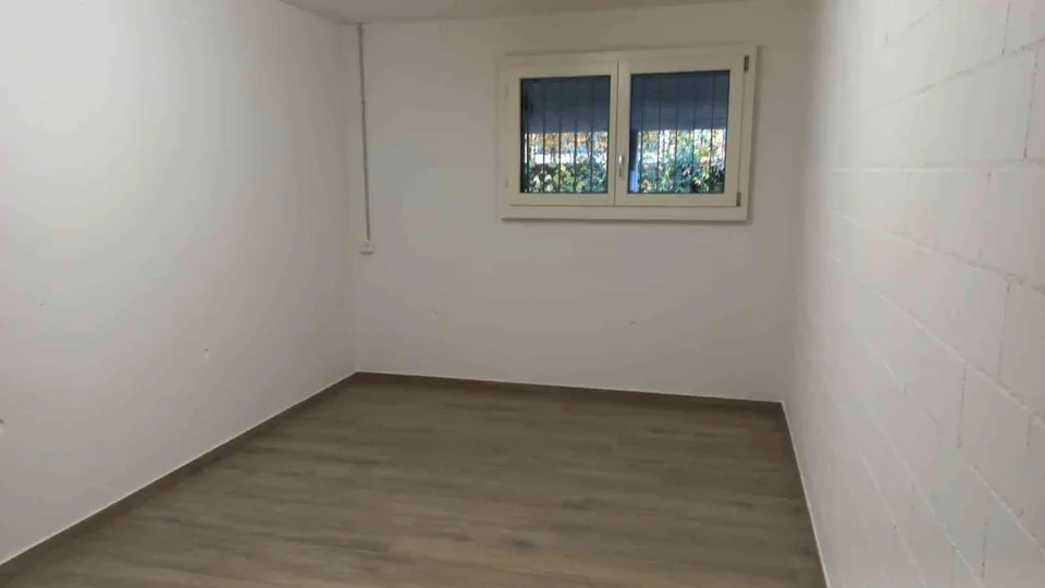 Hobbyraum zu vermieten in Baar