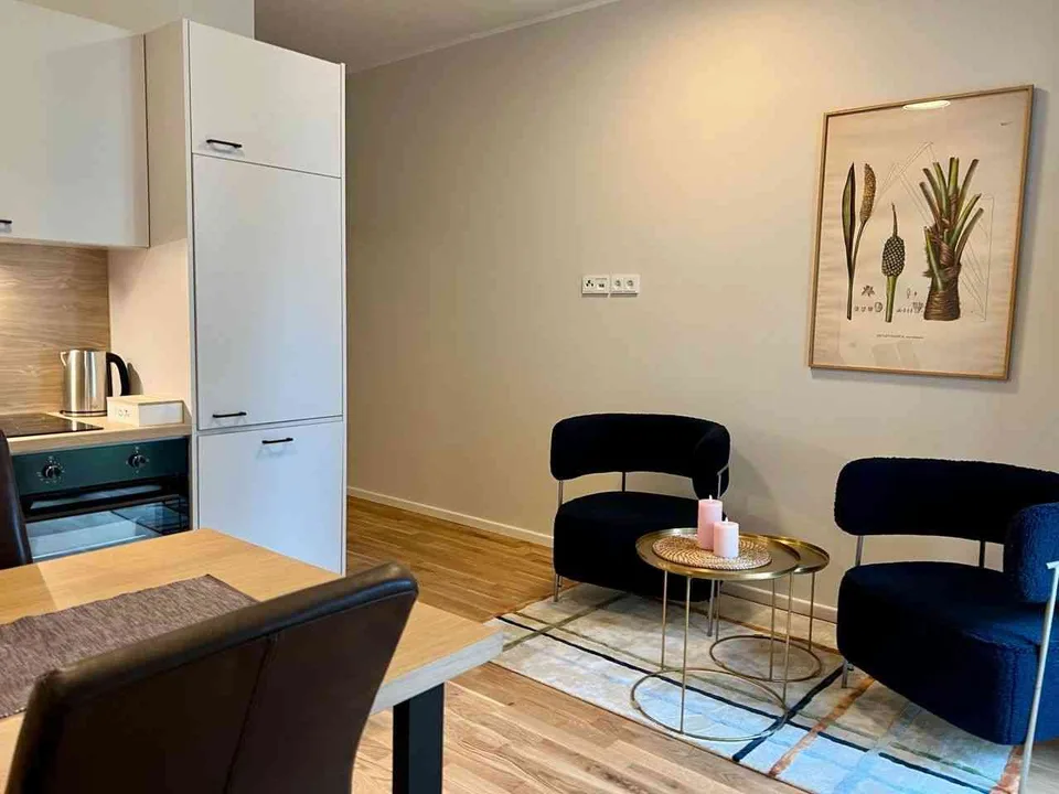 Stilvolle voll möblierte 3-Zimmer-Wohnung