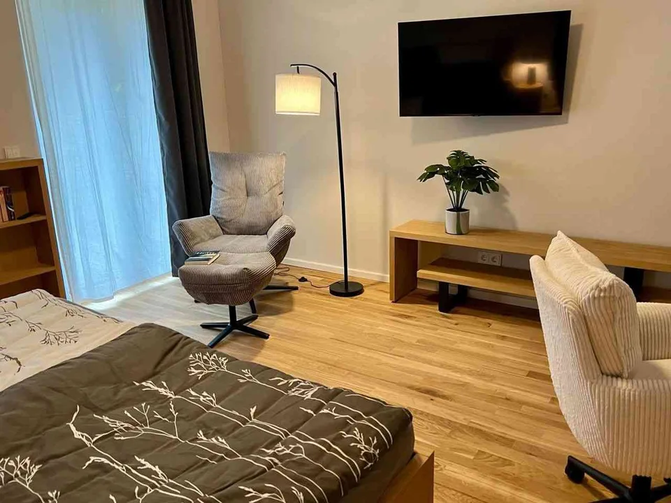 Stilvolle voll möblierte 3-Zimmer-Wohnung