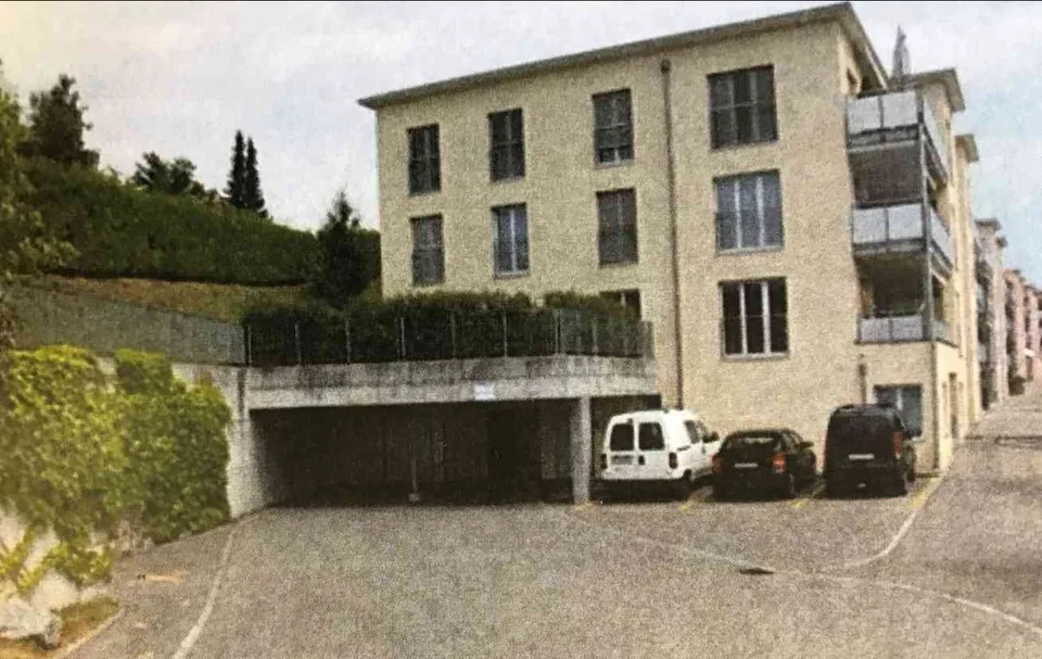 H18 Tiefgaragenparkplatz