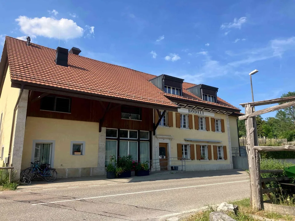 grosszügige moderne 3,5-Zimmerwohnung ausserhalb von Seewen