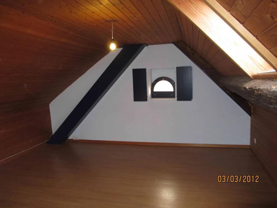 4-Zi Dachwohnung