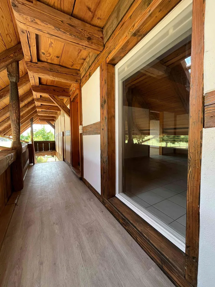 Gemütliche Bauernhauswohnung mit viel Platz und Aussicht