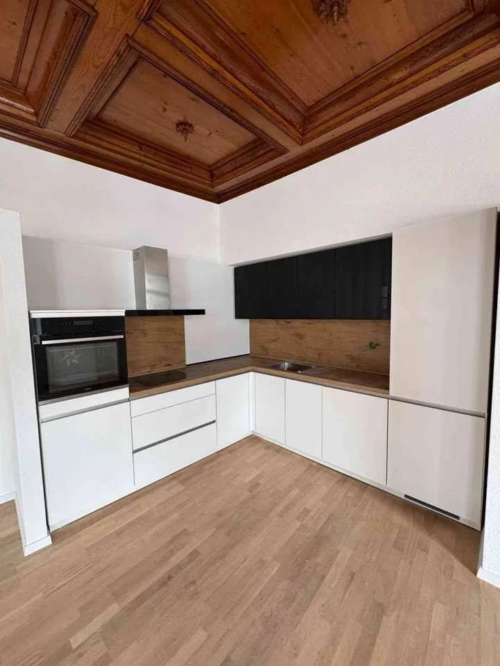 Renovierte exklusive 2.5-Zimmer-Wohnung