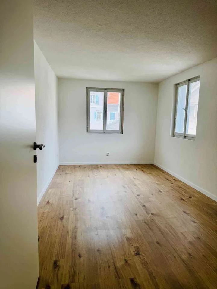 2.5-Zimmer-Wohnung an zentraler Lage in Trun