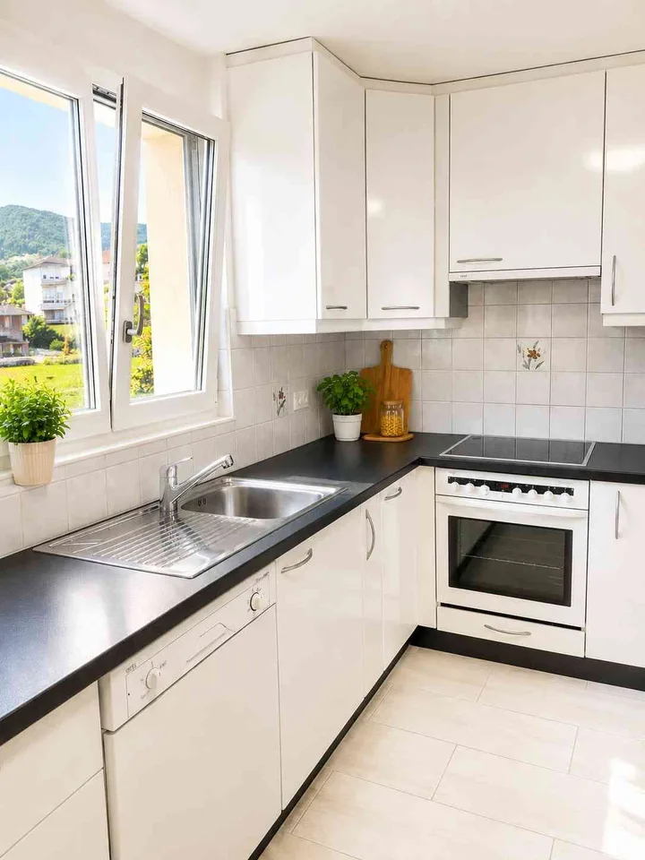 Appartamento 3.5 locali con terrazza coperta e giardino a Losone