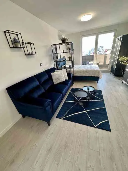 Studio 27m², entièrement meublé à pied de l'Université de Genève