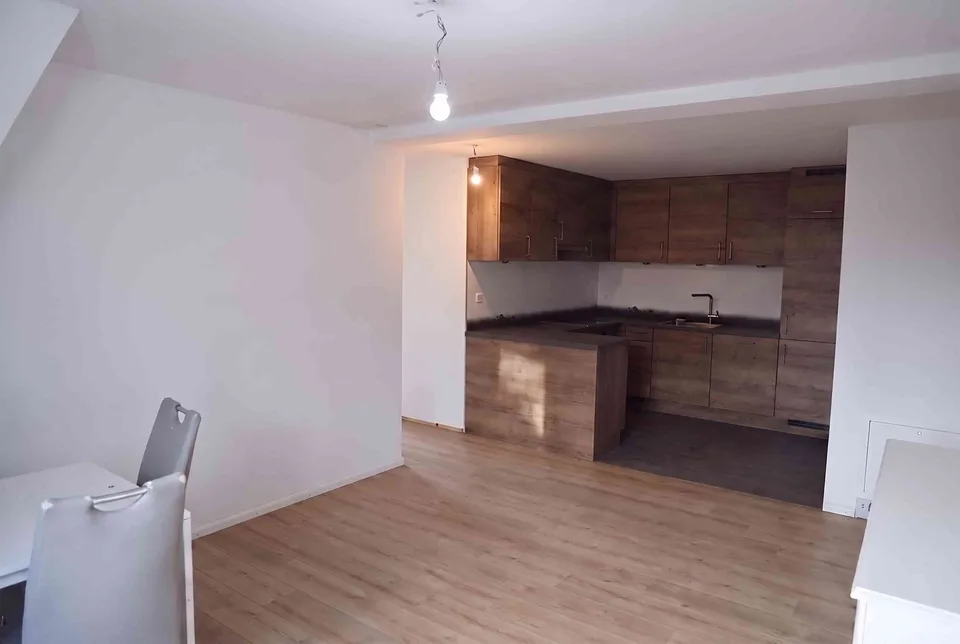 Stilvoll renovierte 3.5 Zimmer-Wohnung mit Bahnhofsnähe