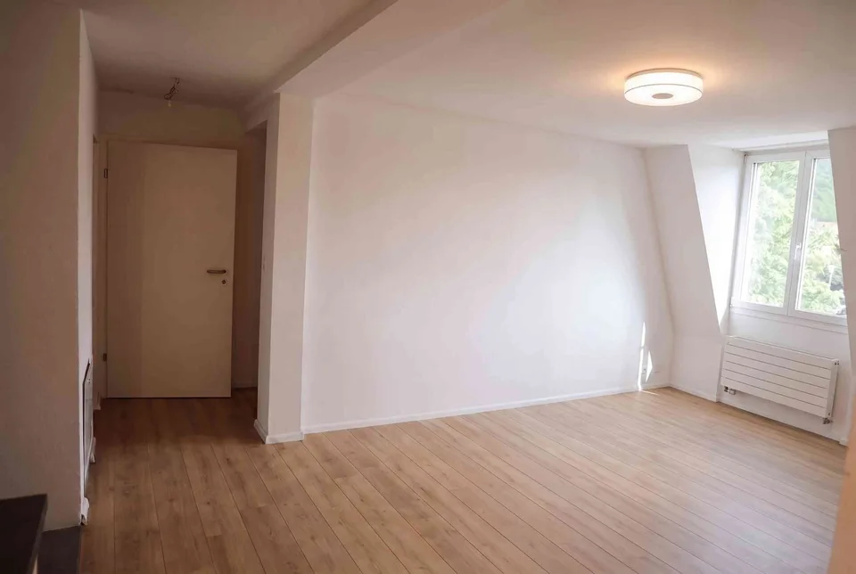 Stilvoll renovierte 3.5 Zimmer-Wohnung mit Bahnhofsnähe