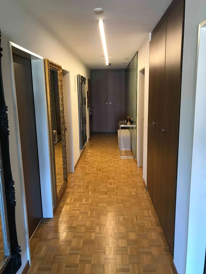 WG Zimmer mit eigenem Bad und grosser Terrasse in 8953 Dietikon