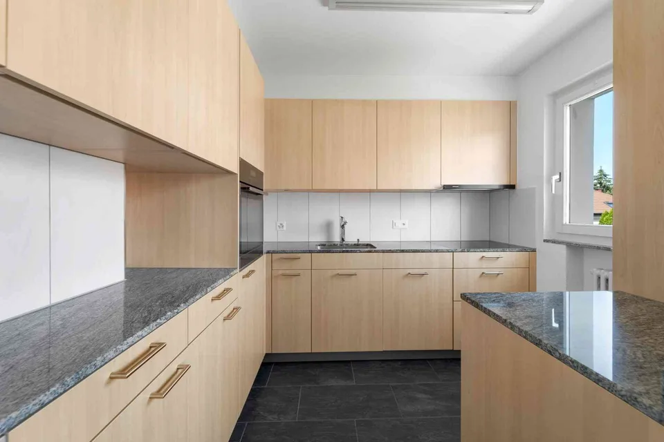 Charmante 3.5 Zimmerwohnung, zentrale Lage, hoher Ausbaustandard