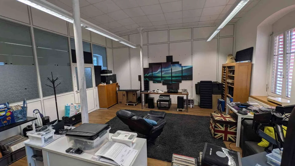 Nachmieter gesucht: Ruhiges Büro/Gewerbe 40m2 inkl Strom + Parkplatz