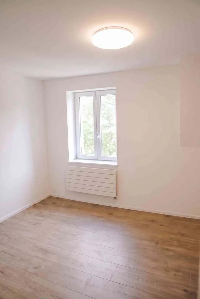 Stilvoll renovierte 4.5 Zimmer-Wohnung mit Bahnhofsnähe