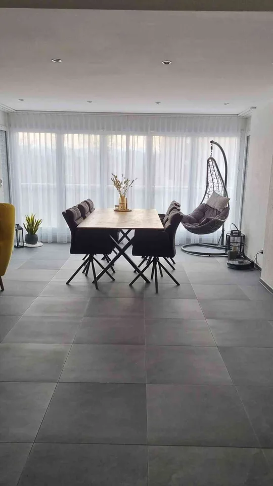 Grosse 5.5-Zimmer-Maisonettewohnung mit Galerie
