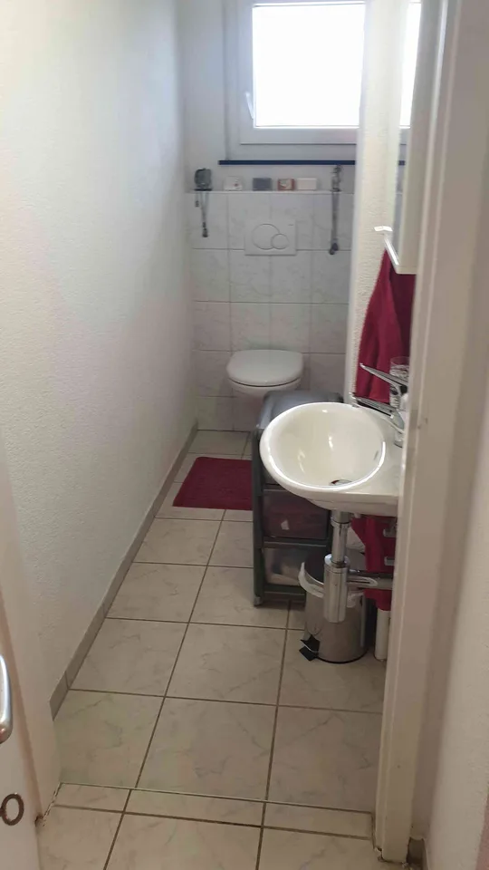 Helles WG-Zimmer zu vermieten All inclusive
