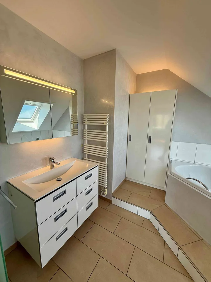 Exklusive 4.5-Zimmer-Maisonettewohnung mit grosser Terrasse