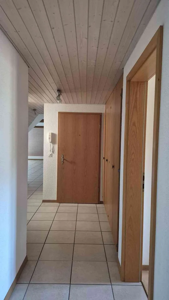 Helle 4.5 Zimmer Wohnung an guter Lage in Bättwil (Dorfkern)