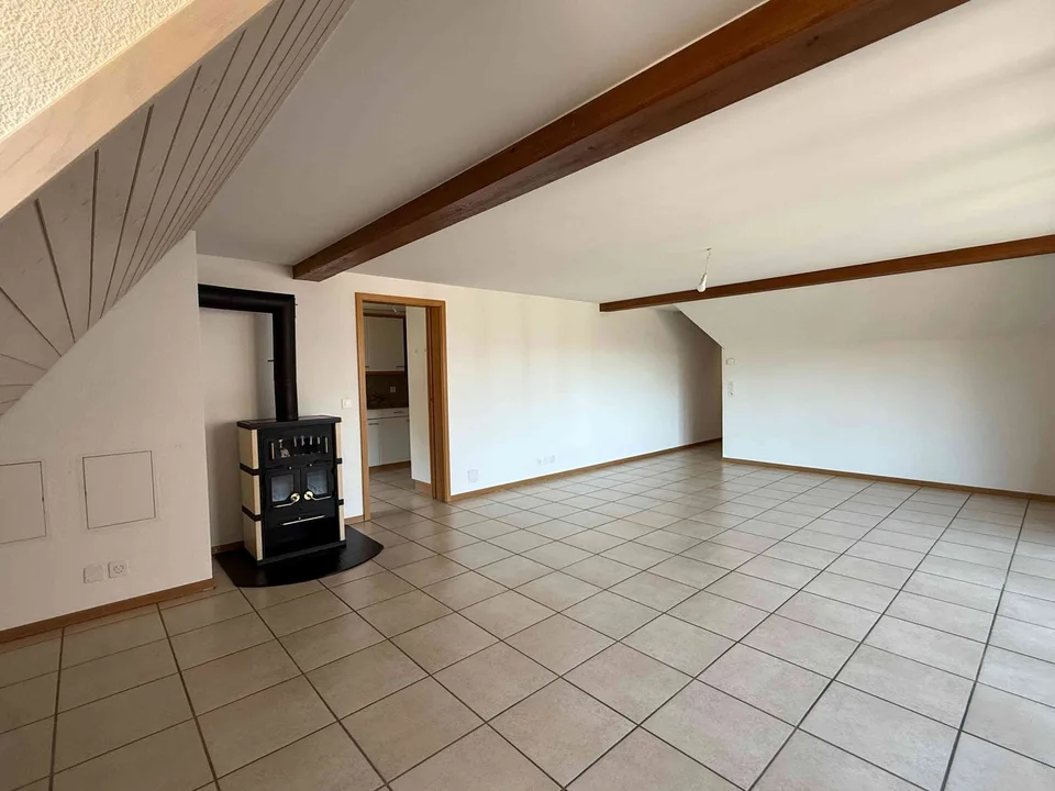 Helle 4.5 Zimmer Wohnung an guter Lage in Bättwil (Dorfkern)