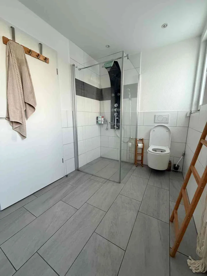 Helle 3.5-Zimmer-Wohnung mit Balkon in Brittnau