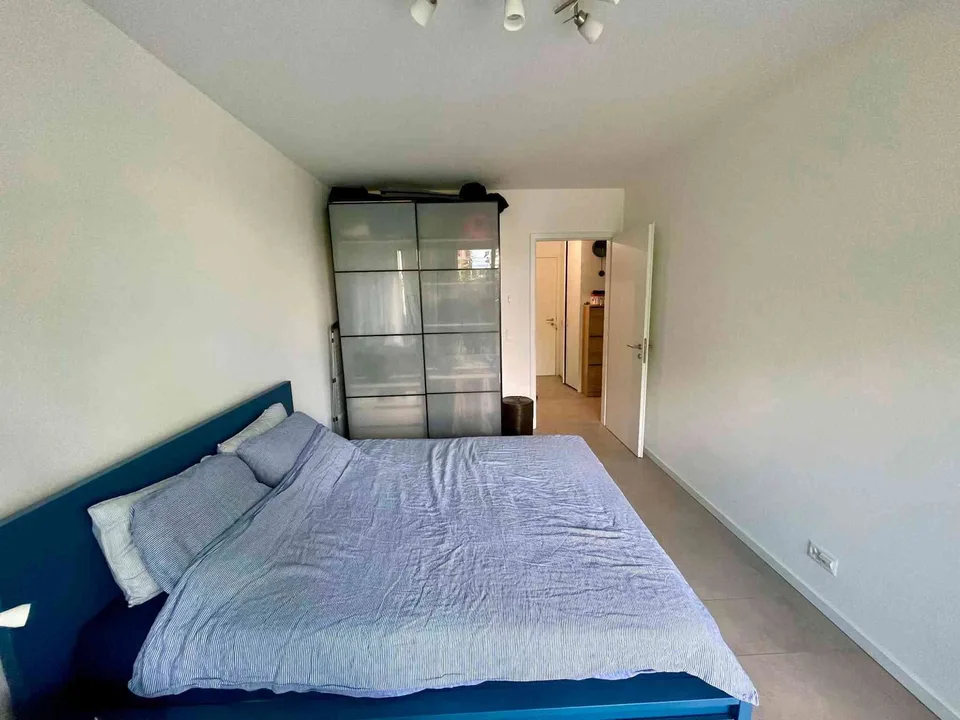 A louer Appartement 2.5 pieces moderne avec terrasse et jardin a Nyon