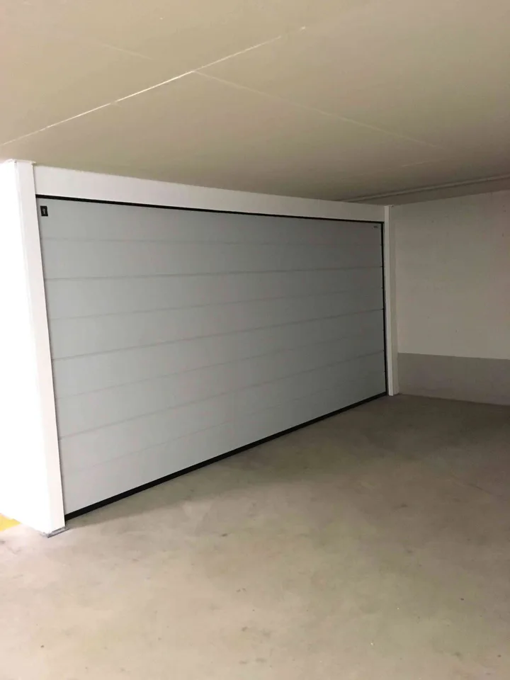 Lagerraum (Garagebox in Tiefgarage für Auto)