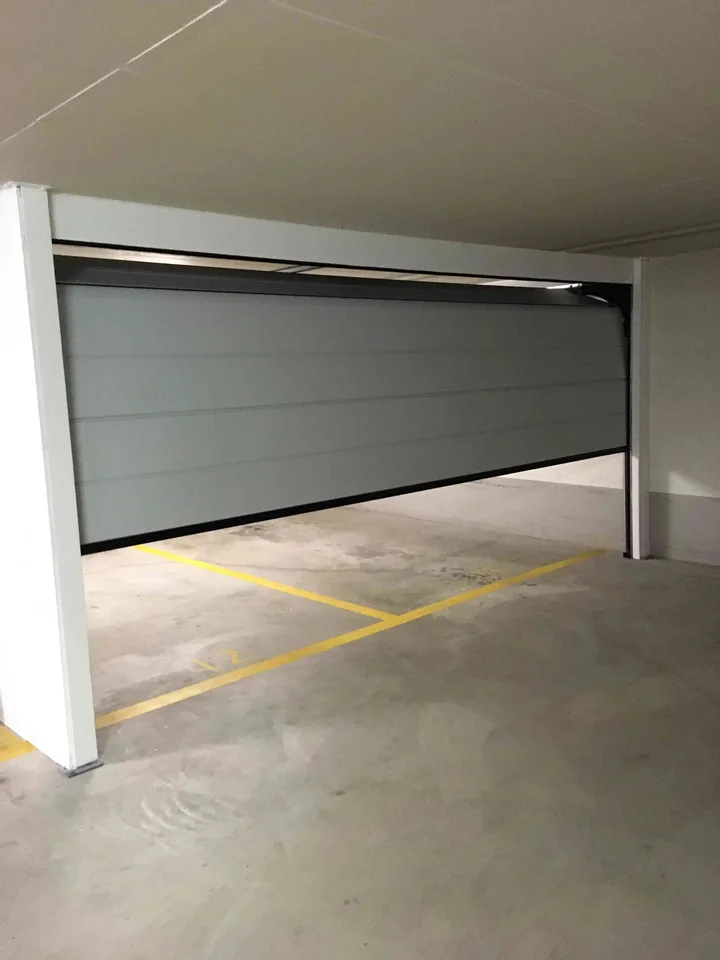 Lagerraum (Garagebox in Tiefgarage für Auto)